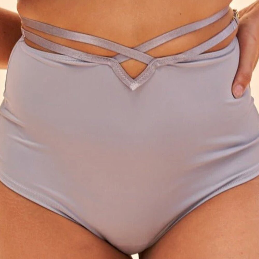 Like New Lunalae Shorts - Purple Grey, US 2